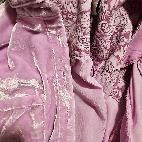 Pilcro Mara Relaxed Velvet Button-up Shirt Womens Size 2 Lilac Soft Luxurious - Picture 10 of 12